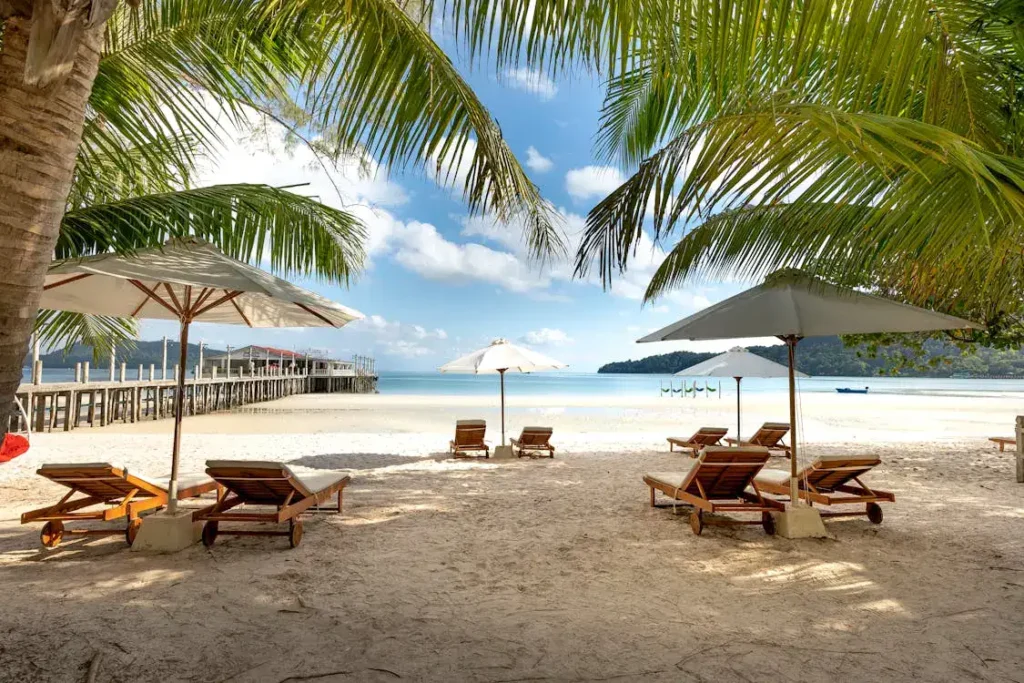 Phuket-travel guide voyage affordable honeymoon destinations-travel guide voyage