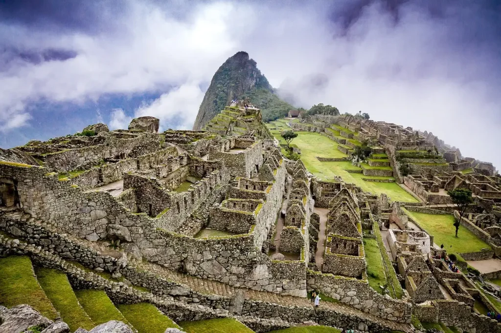 Peru Huayna Picchu-travel guide voyage