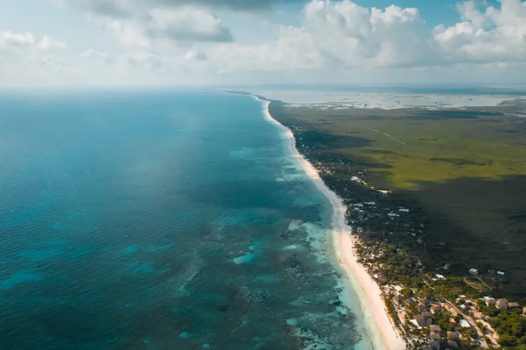 ezgif.com-png-to-webp-converter (4) Tulum, Mexico -travel guide voyage